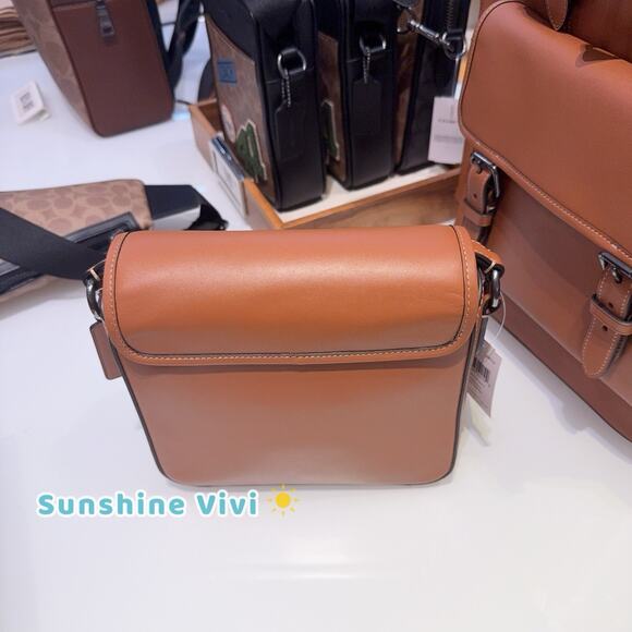 NWT Coach CDB62 Leather Sullivan Leather Flap Crossbody Gunmetal/Tan - Picture 5 of 8